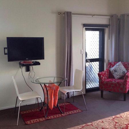 Lakeside City Apartments - Penthouse And Studio Rotorua Luaran gambar