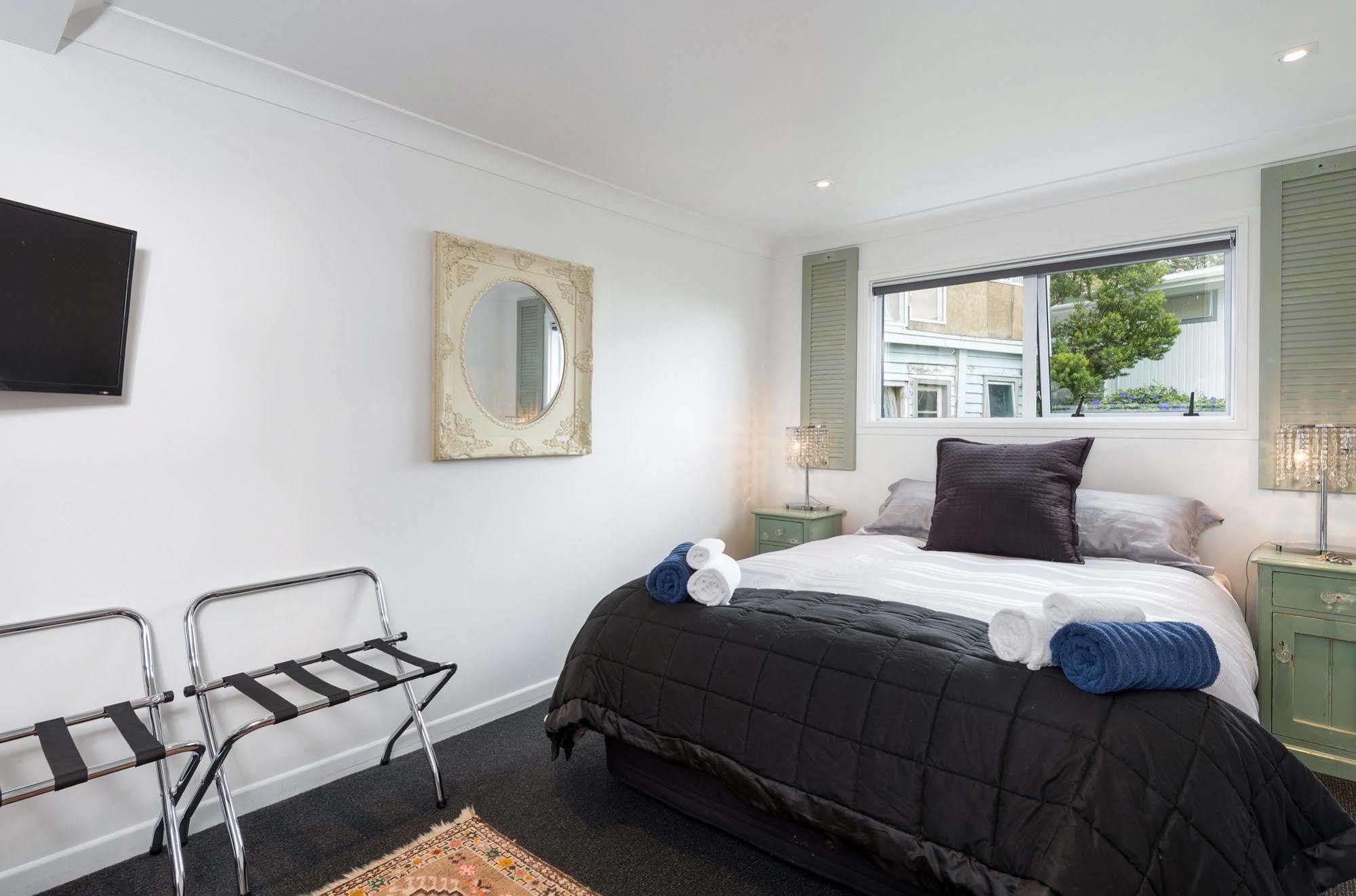 Lakeside City Apartments - Penthouse And Studio Rotorua Luaran gambar