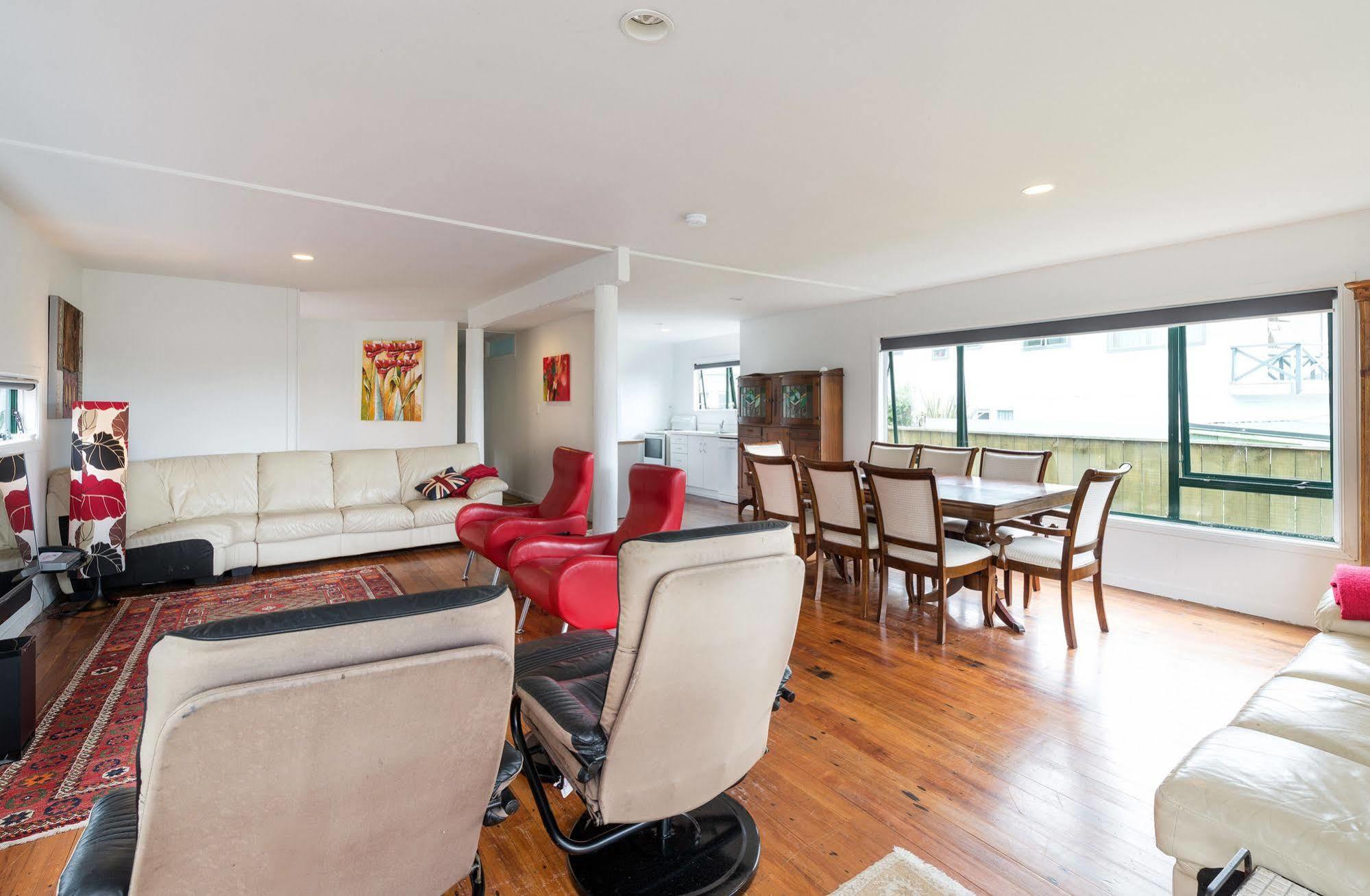 Lakeside City Apartments - Penthouse And Studio Rotorua Luaran gambar