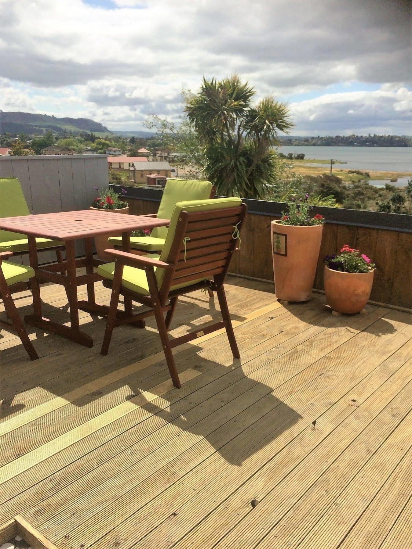 Lakeside City Apartments - Penthouse And Studio Rotorua Luaran gambar