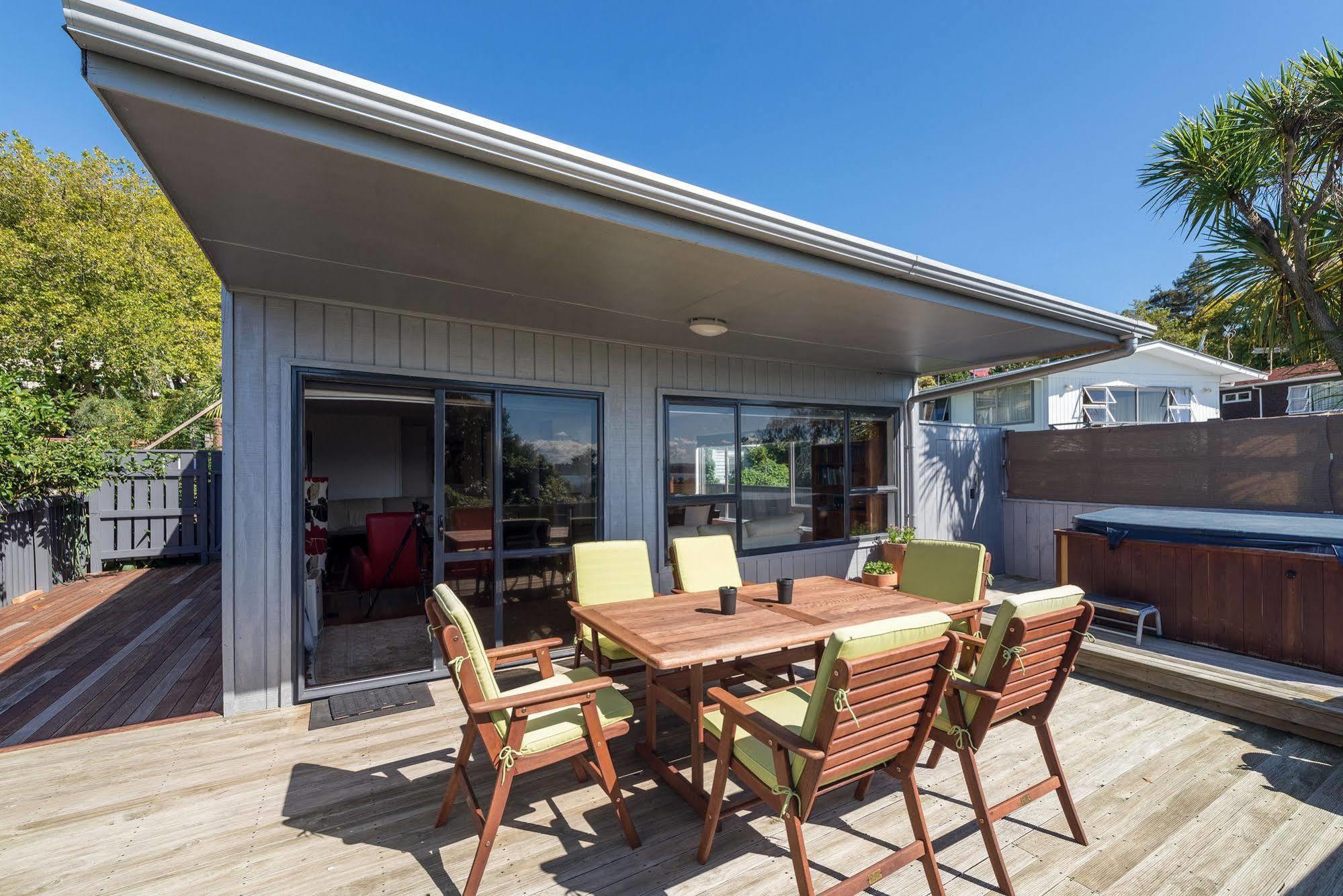 Lakeside City Apartments - Penthouse And Studio Rotorua Luaran gambar