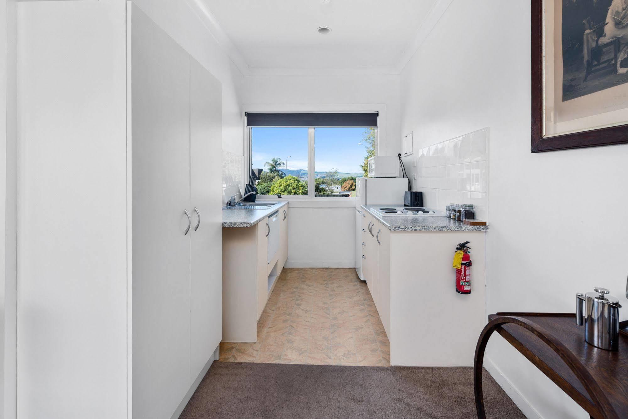 Lakeside City Apartments - Penthouse And Studio Rotorua Luaran gambar